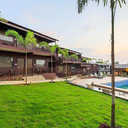 Capital O 18910 La Gracia Resort มอร์จิม ภายนอก รูปภาพ